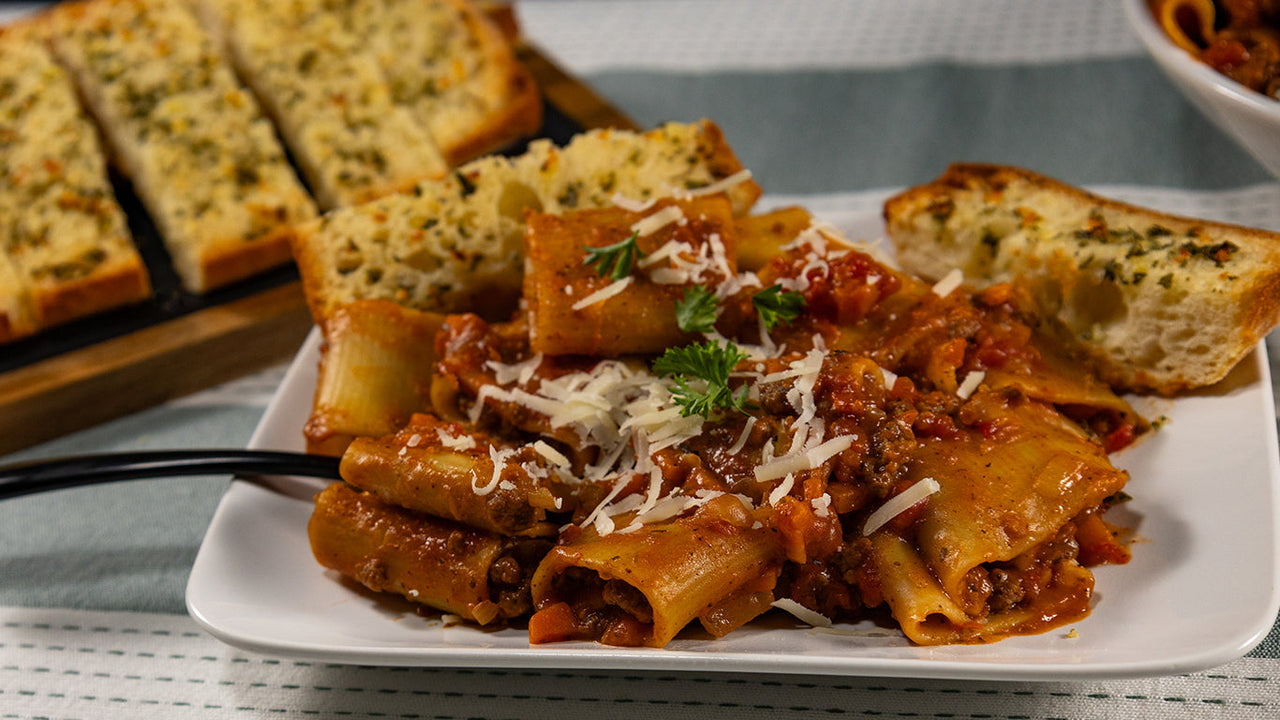 pasta halal ground beef meat sauce budget family dinner under $10 feeds 4