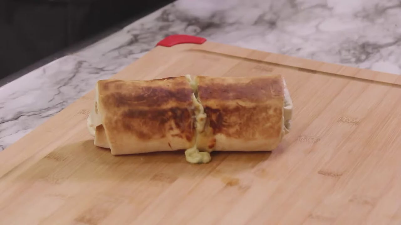 a video showing how to make to halal breakfast burritos using midamar's halal products 